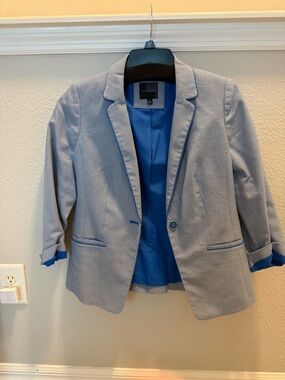 The Limited Blue/White Textured Blazer with Blue Lining